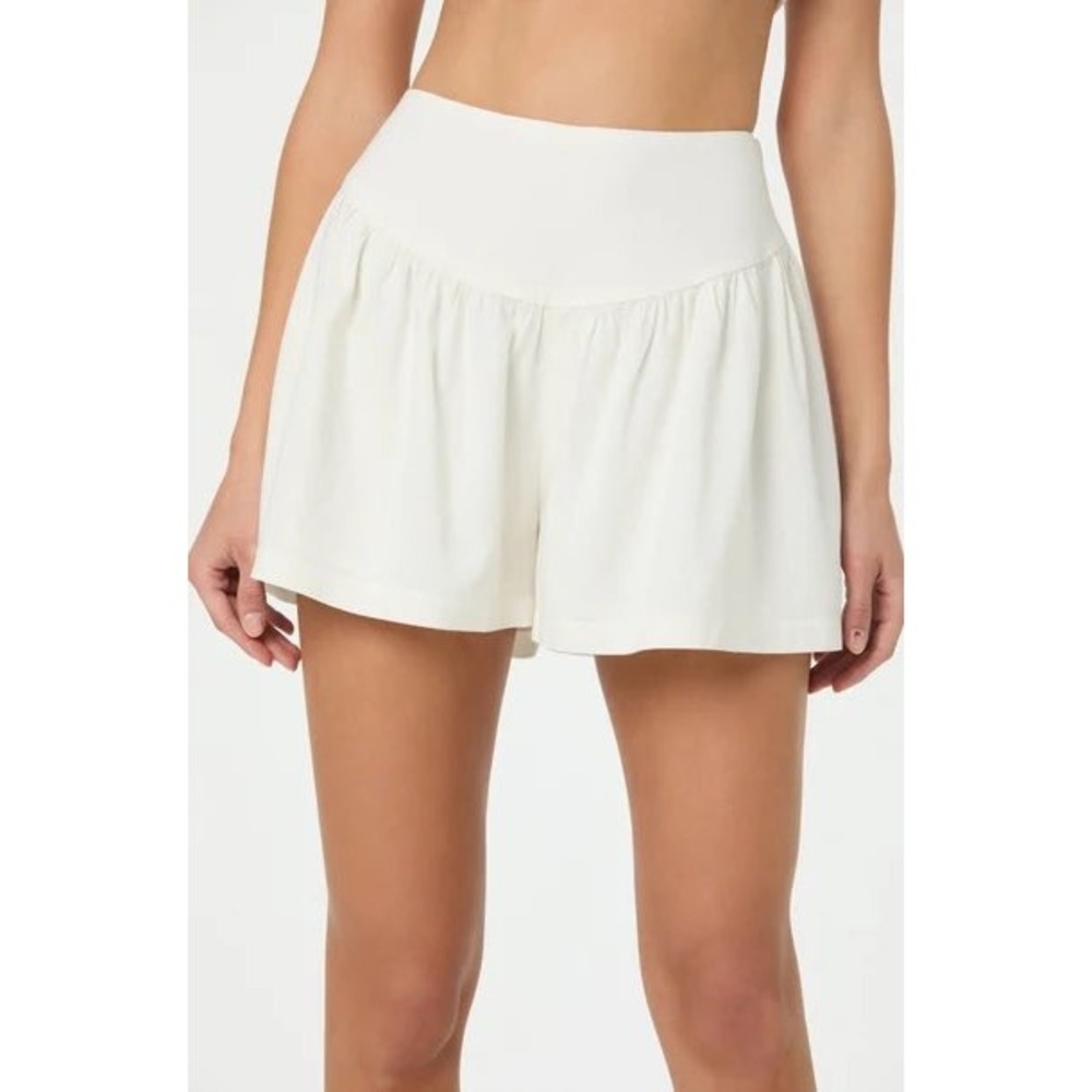 ASTR The Label White Linen Blend High Waisted Flowy Shorts AP7387 Womens